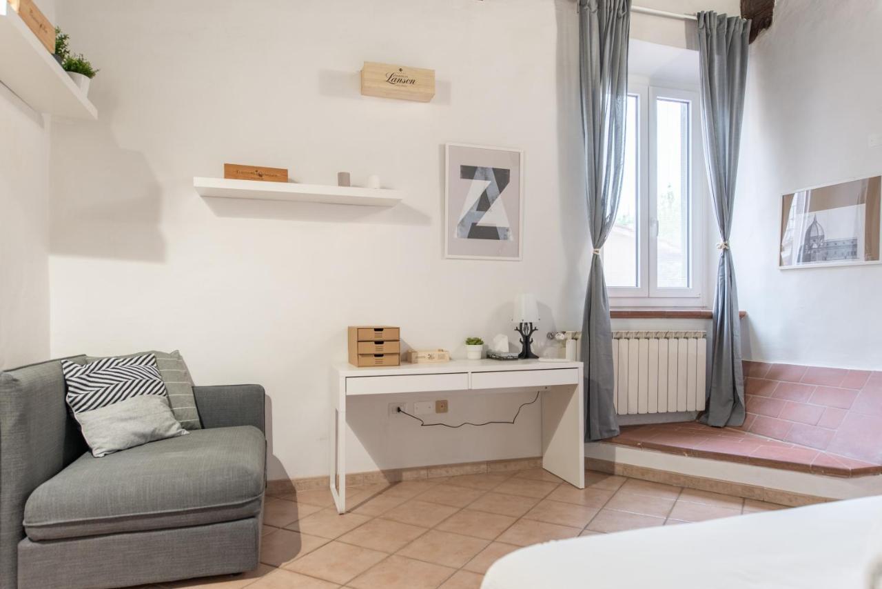 2 Rooms Next To A Market And Piazza Santa Croce - Homeunity Florence Exterior photo